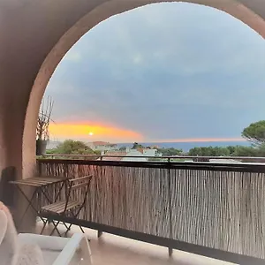  Appartement Vue à 100m De La Plage.